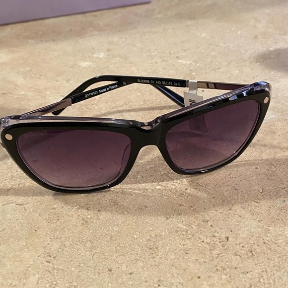 BALMAIN cat eye sunglasses NEW!  In black main image 4